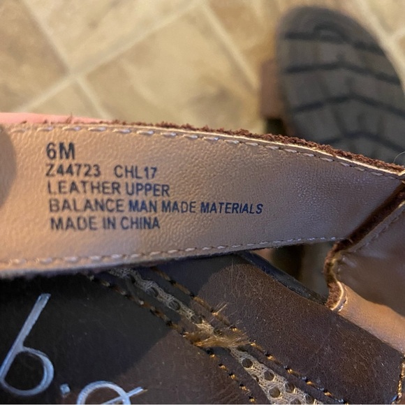 boc‎ Brown Comfort Sandals with Adjustable Straps Womens Size 6 - Picture 6 of 9